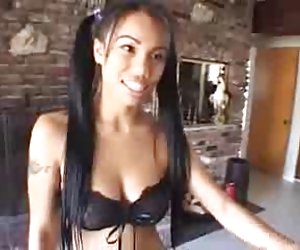 Lucy thai elsker bbc